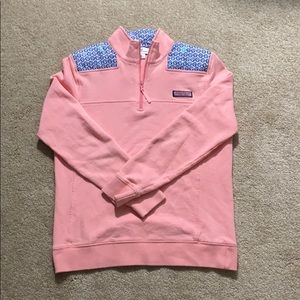 Vineyard Vines WOMEN Chep Shirt. (GENTLY USED)